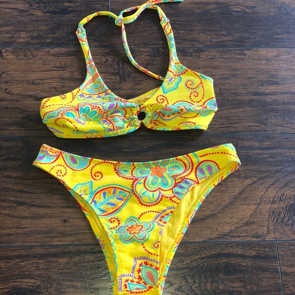 NWOT Brazilian Bikini Set ( size L / XL ) - Picture 1 of 4